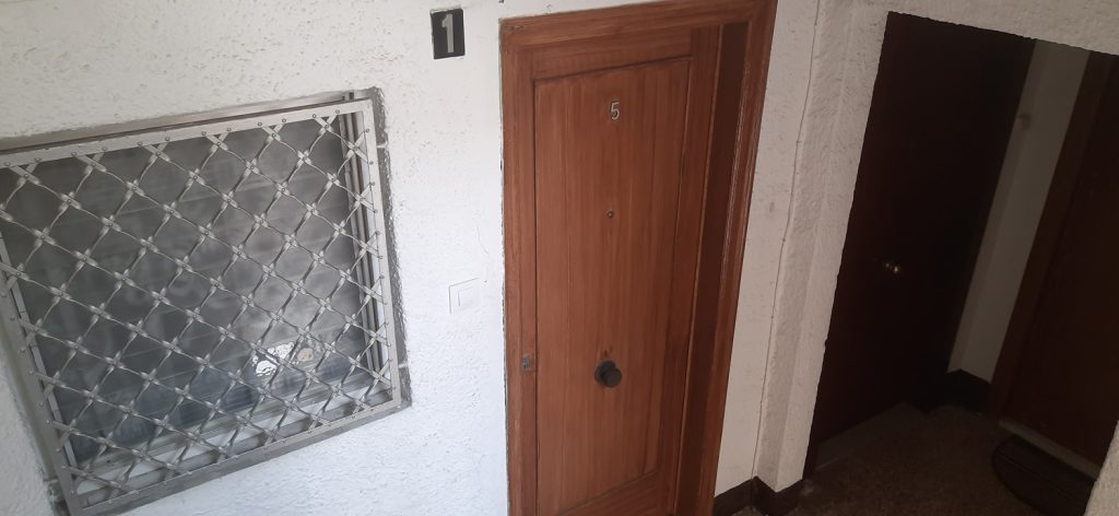 Нумерация квартир на этаже в Испании