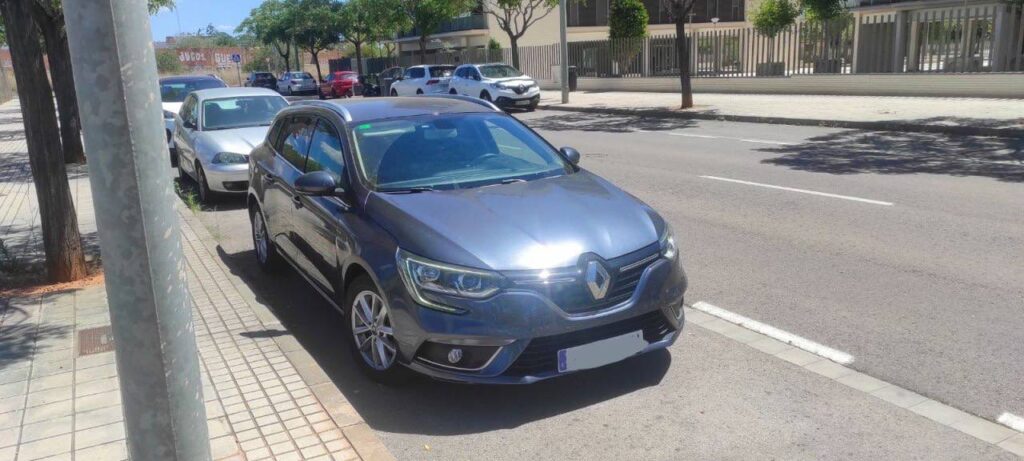 Продам авто RENAULT MEGANE GT-LINE